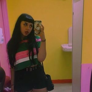 Meet your Posher, Kayla